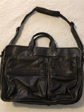 Vintage 90’s  Tumi Napa leather briefcase attache.